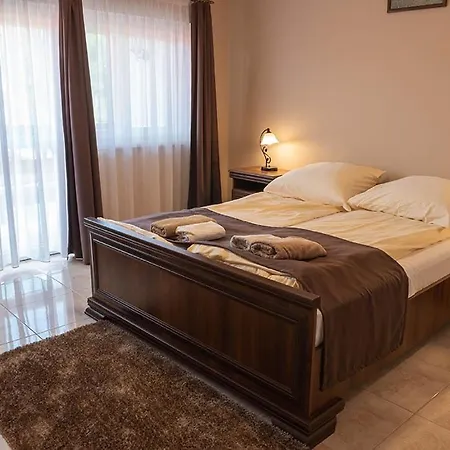 Lovas Panzio Bed & Breakfast Alsoszuha