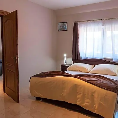 Alsoszuhai Dulo Vendeghaz Es Rendezvenyterem Bed & Breakfast