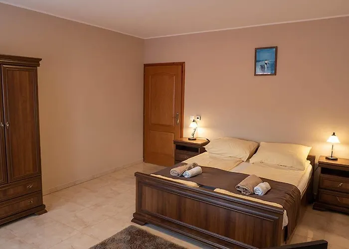 Alsoszuhai Dulo Vendeghaz Es Rendezvenyterem Bed & Breakfast Alsoszuha